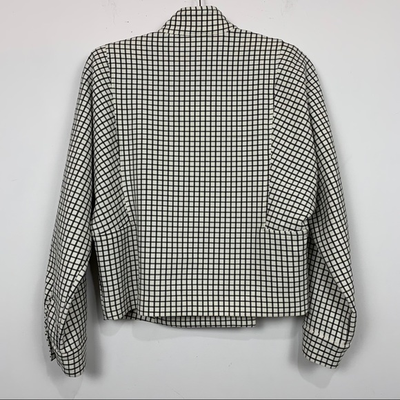 Cabi Windowpane Blazer Jacket in Plaid Black/White - Picture 3 of 4
